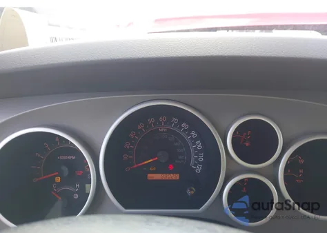 2013 Toyota Tundra Grade 5.7L V8 z USA, uszkodzony, nr VIN 5TFDW5F17DX272457